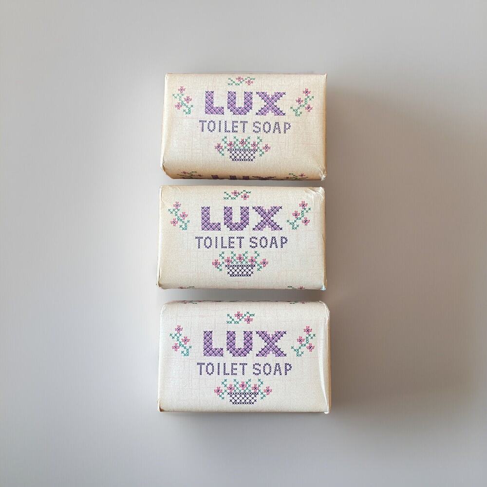3 Vtg Lux Toilet Soap Bars Beauty Hollywoods Own Beauty Soap USA Collectible NOS